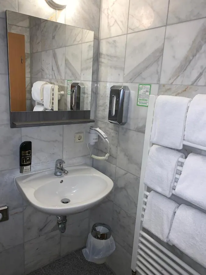 Hotel Zentrum Hannover 2*,  Germany