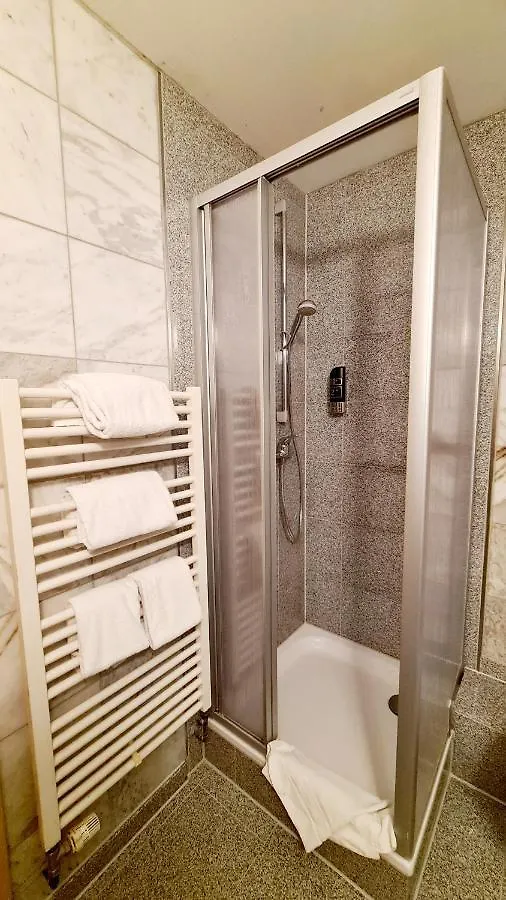 **  Hotel Zentrum Hannover Germany