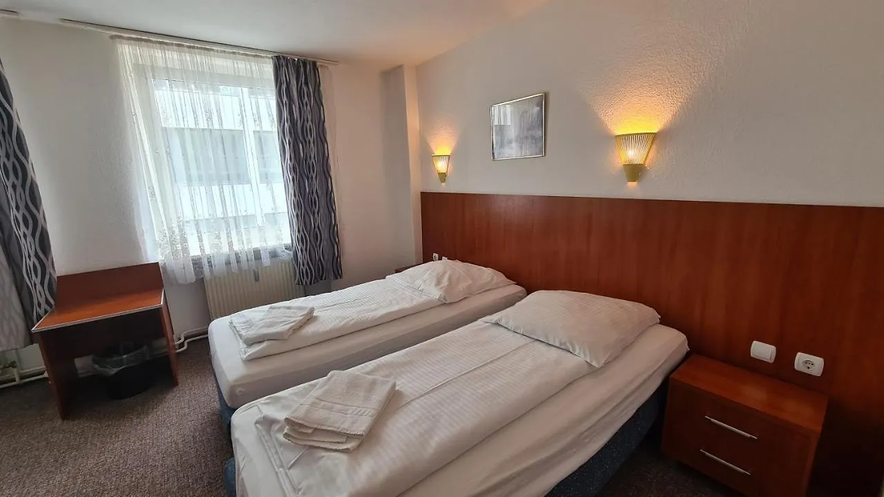Hotel Zentrum Hannover 2*,